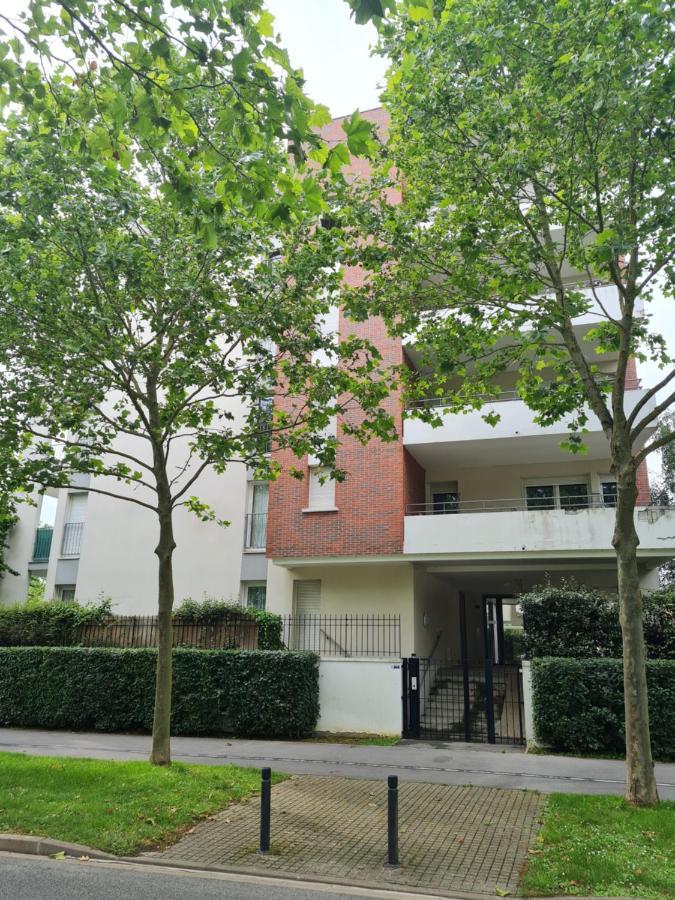 Grand Appartement Dreams Montévrain Extérieur photo